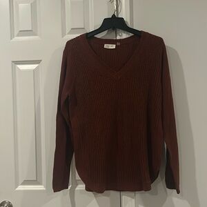 NWT RD Style V-Neck Sweater